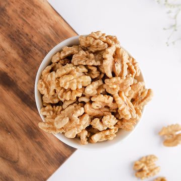 WALNUT KERNELS